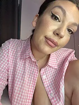 ClaraPasssion's Live XXX Chat