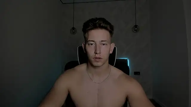 find0m_master Webcam Show
