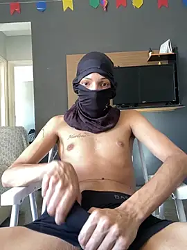 mascarado_p4uzudo Webcamshow