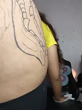 Kuutar Show in webcam