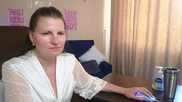 Mirabelle_Velvet's Live XXX Chat