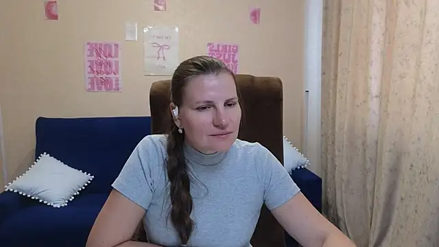 Mirabelle_Velvet's Live XXX Chat