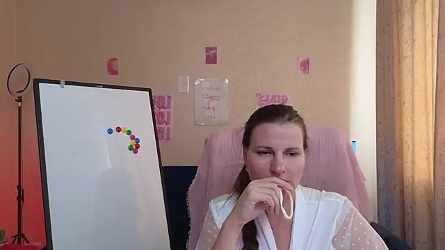 Mirabelle_Velvet – Live XXX-chat