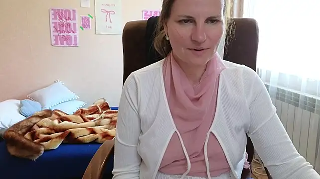 Chat XXX en directo de Mirabelle_Velvet