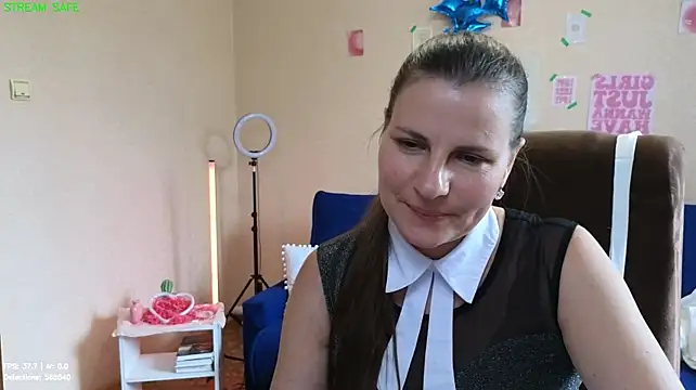 Mirabelle_Velvet Chat XXX in diretta