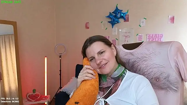 Mirabelle_Velvet Chat XXX in diretta
