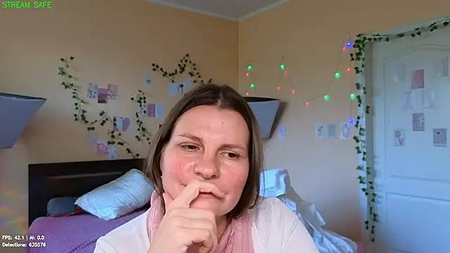 Živý XXX chat Mirabelle_Velvet