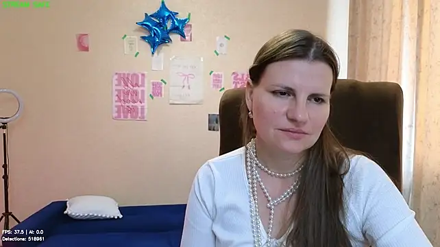 Mirabelle_Velvet – Naživo XXX chat