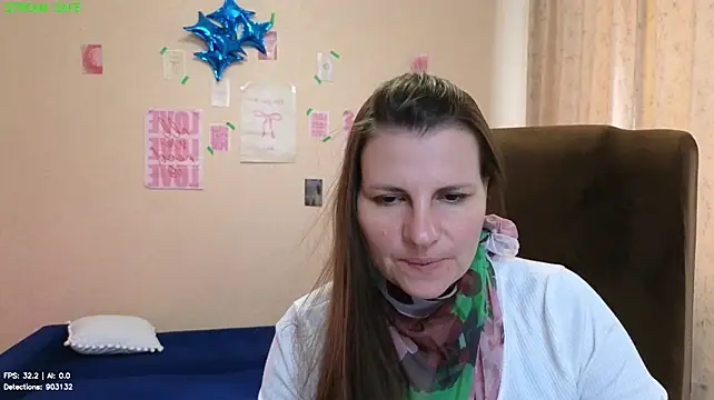 Mirabelle_Velvet's Live XXX Chat