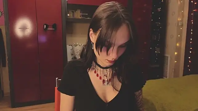 Aurisinst Adlı Modelin Canlı XXX Sohbeti