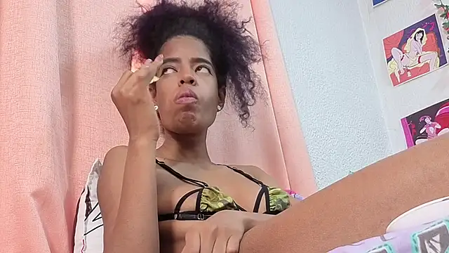 thianahorny's Webcam Show