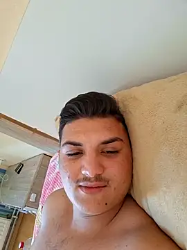 Show de Denis_dns2024 na webcam
