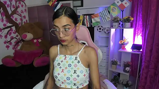 KarlaSlutSkinny__: απευθείας συνομιλία ΧΧΧ