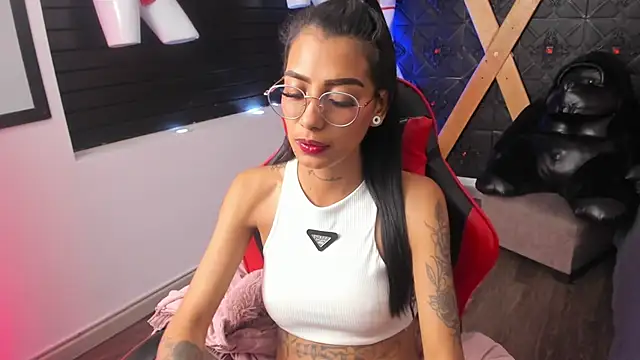 KarlaSlutSkinny__'s Live XXX Chat