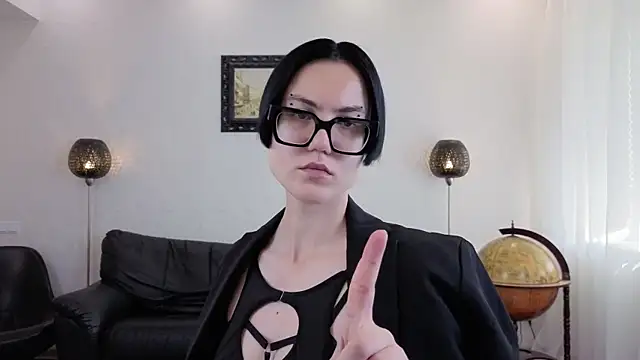 Pokazy przed kamerką – Marie_Fitch