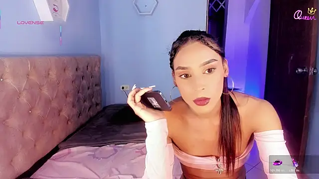 SWEETT_KYLIE Adlı Modelin Web Kamerası Şovu