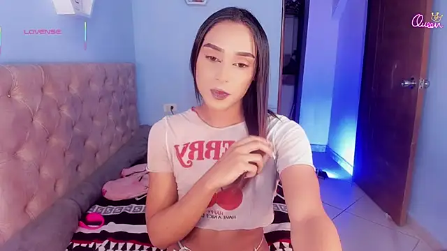SWEETT_KYLIE webcam show