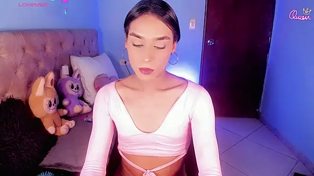 Pokazy przed kamerką – SWEETT_KYLIE