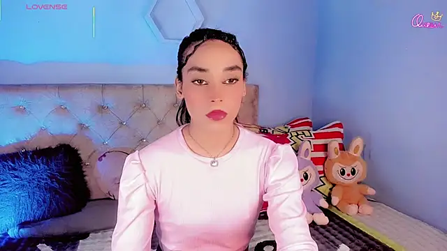 SWEETT_KYLIE: вебкам-шоу