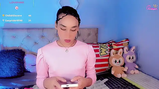 Pokazy przed kamerką – SWEETT_KYLIE