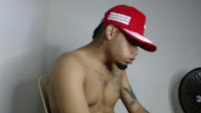 drako_monster Show in webcam