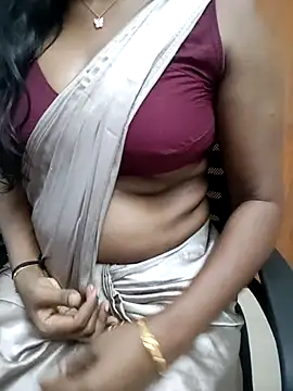 Tamilmallu-duskygirl03's Webcam Show