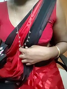Tamilmallu-duskygirl03's Live XXX Chat
