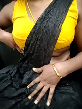 Tamilmallu-duskygirl03's Live XXX Chat