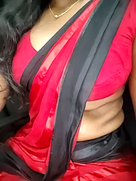 Tamilmallu-duskygirl03 élő XXX-chatje