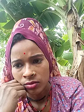 Co_punam's Webcam Show