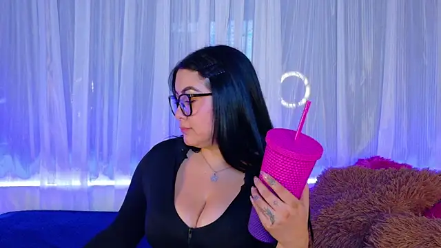 Chat XXX en directo de Victoria_J
