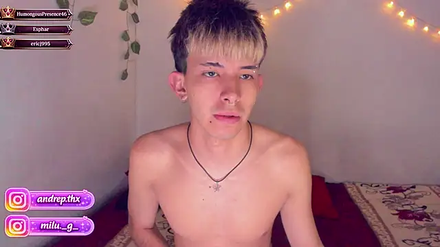 ThePerfectChemistry Show in webcam