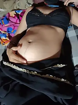 צ'אט XXX בשידור חי של DirtybhabhiGoal