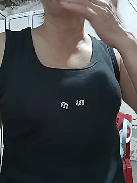 חדר צ'אט בשידור חי של Jonaa99