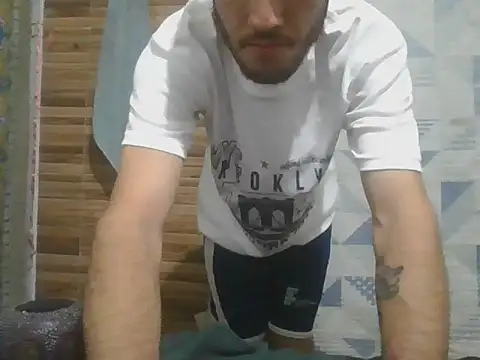 hique25 Webcam Show