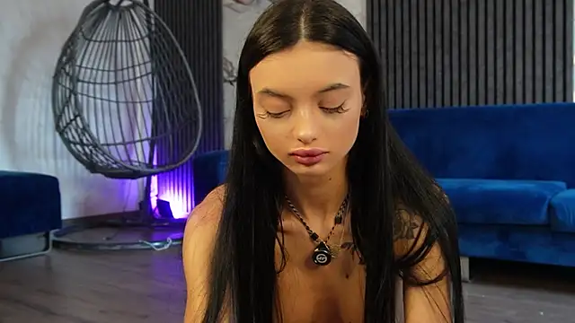 RachelRavee Webcam show