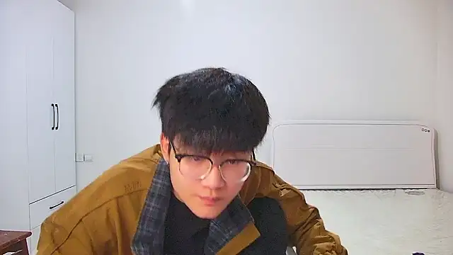 KK-cuteboy Webcam show