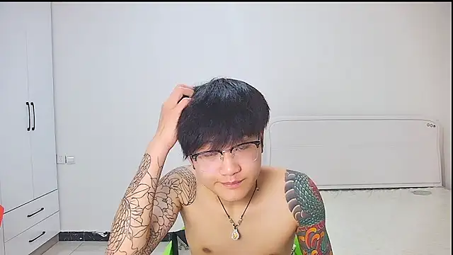 KK-cuteboy 网络视讯表演