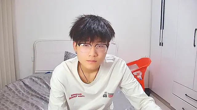 KK-cuteboyのウェブカメラショー