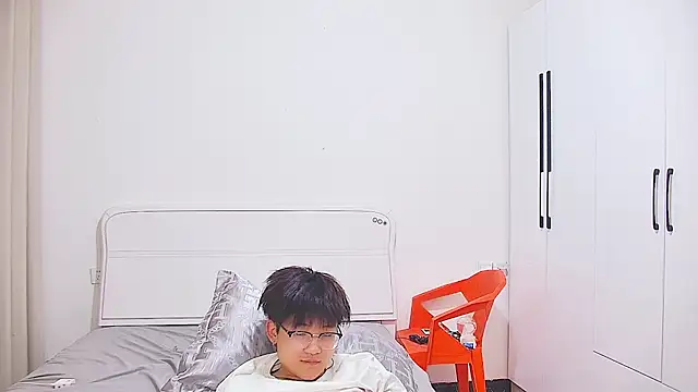 KK-cuteboy 网络视讯表演