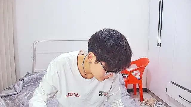 KK-cuteboy 网络视讯表演