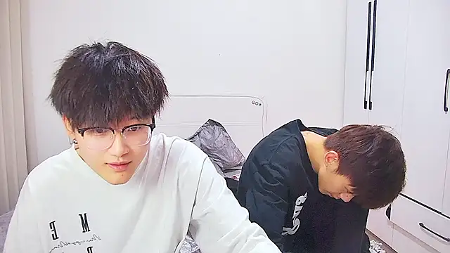 KK-cuteboy 网络视讯表演