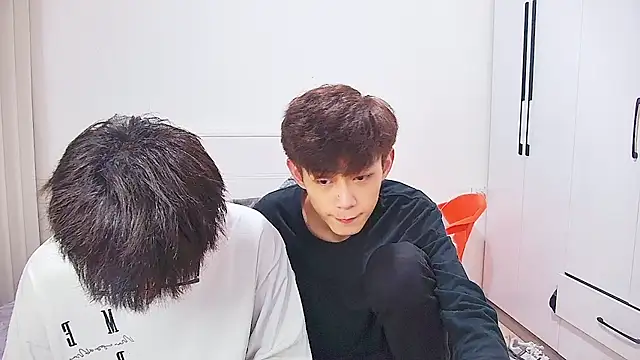 KK-cuteboy 网络视讯表演