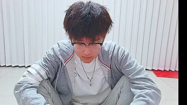 KK-cuteboy 在線直播表演