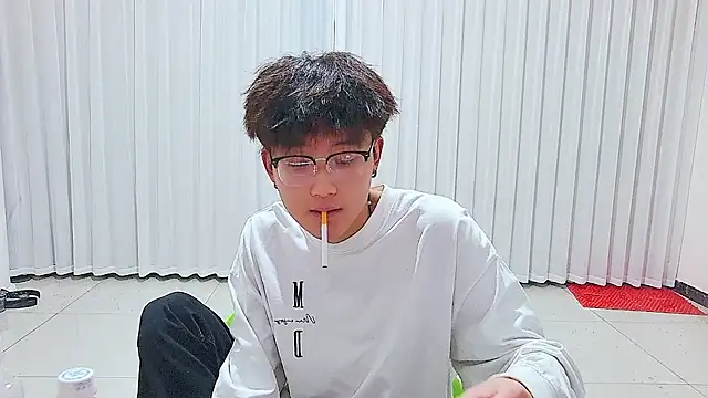 KK-cuteboy Webcam-Show