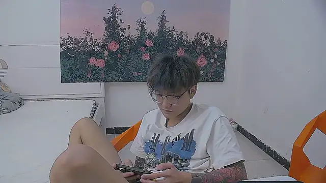 KK-cuteboy 在線直播表演