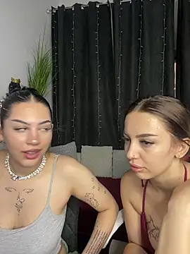 lora_meow Adlı Modelin Web Kamerası Şovu