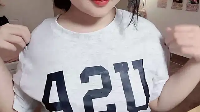 CapyBlush 在線直播表演