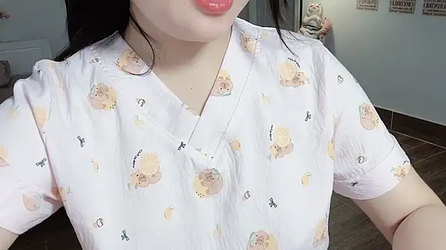 CapyBlush Show Webcam