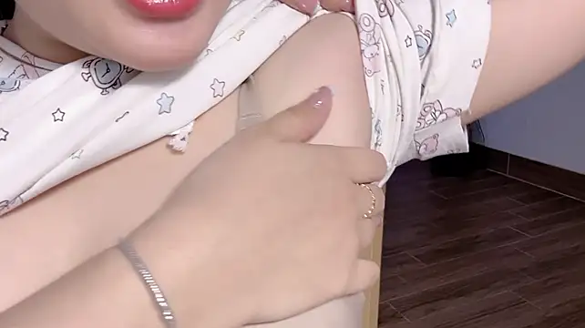 CapyBlush 在線直播表演